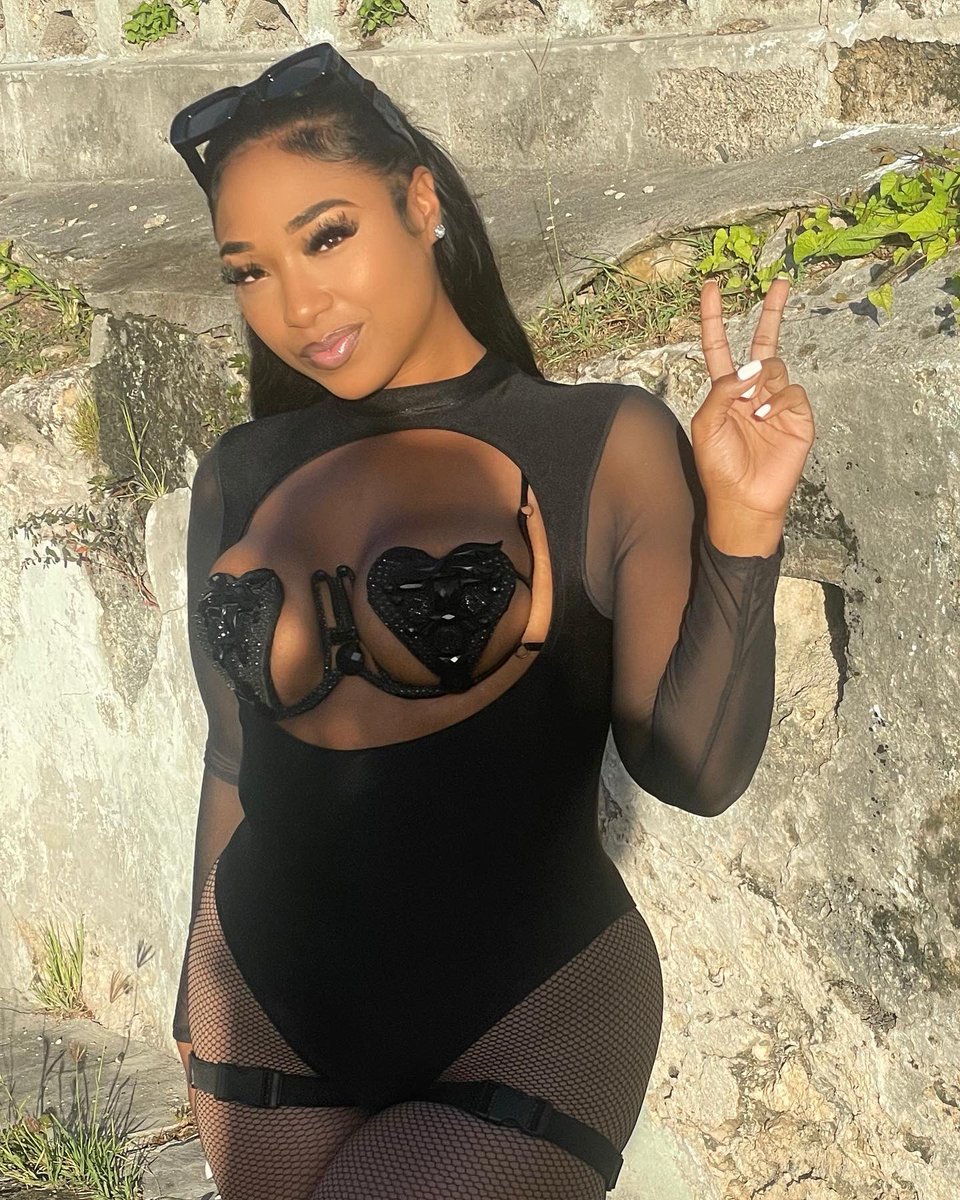 amxvh's tweet photo. STX Jouvert 2023 🖤 https://t.co/Nygh7fUCV8