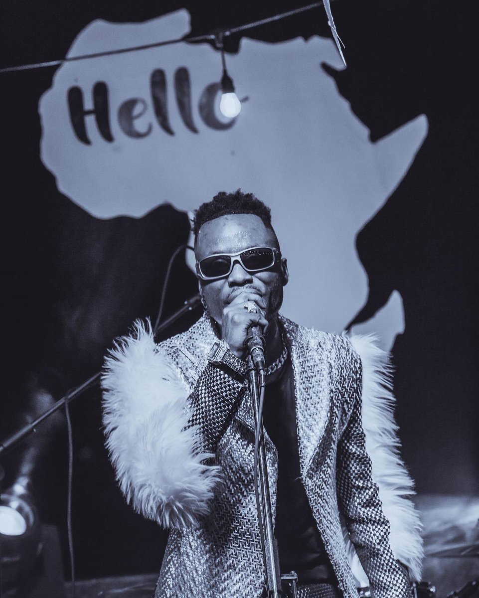 kentpofficial's tweet photo. Hello Afrika listening party at Kiriri Garden
@satb257
Outfit : Madele Company (Bene Ntare) #HelloAfrika https://t.co/mfVz3iCVaZ