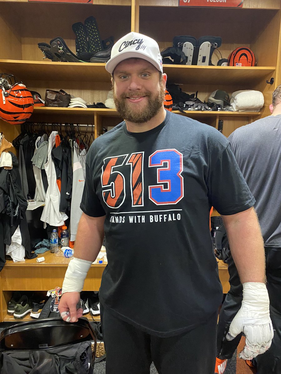 FOX19Joe's tweet image. #Bengals captain Ted Karras is wearing this in the locker room.