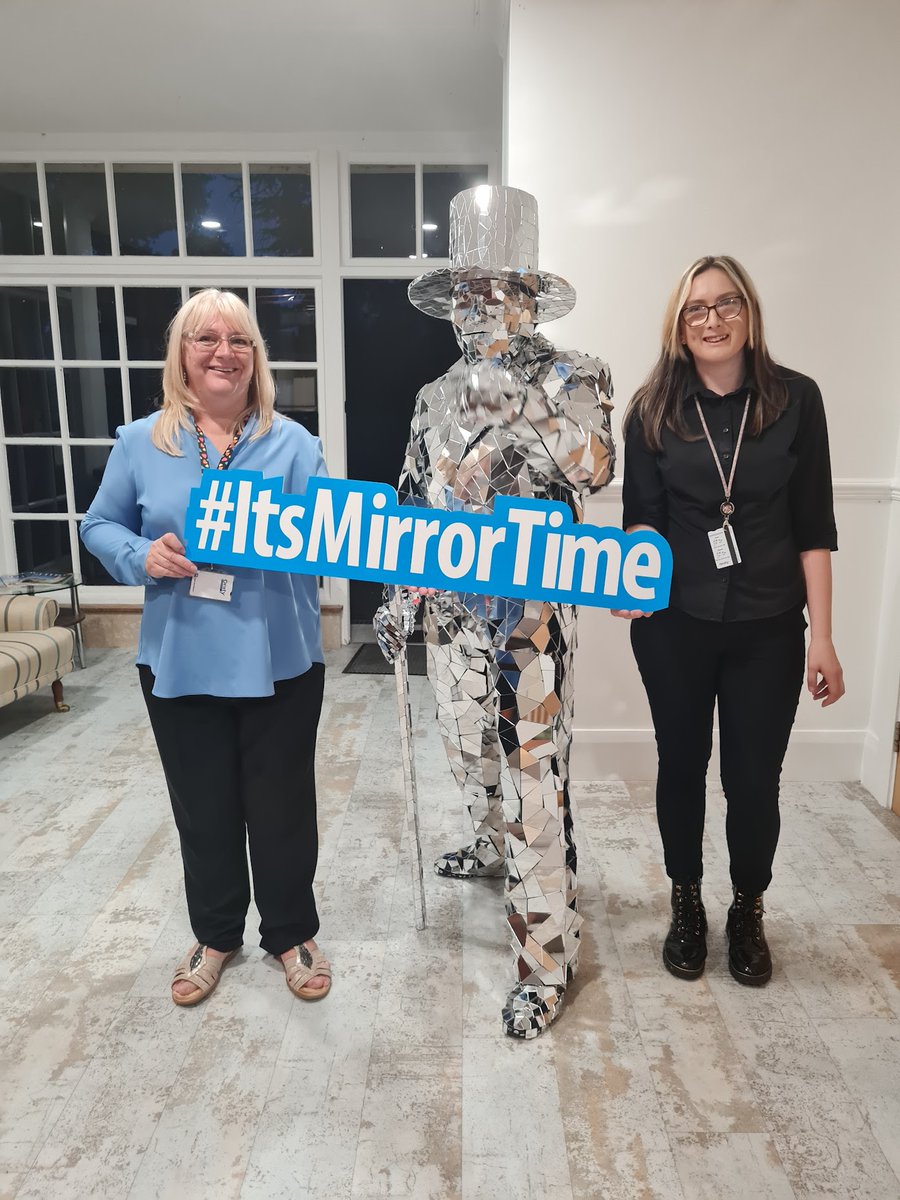 @NWalesSocial I can attend your own private function, I have been busy over the holidays. Many households enjoying a #MirrorMan visit here I am keeping @orialhotel in #StAsaph Entertained #NWalesHour