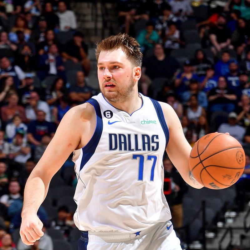 LegionHoops's tweet photo. Top 3 in MVP rankings.
Top 3 overall picks.
Both under 25.

Tonight: who you got? 👀 https://t.co/9xAmD0ZUAD