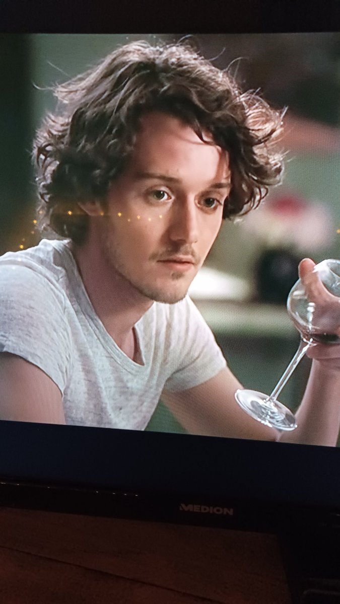 Love to see our Fergus in some other movie ! 
Tonight on belgian Tv with famous #JeanDujardin and #VirginieEfira !
#UnHommeALaHauteur 
@CesarDomboy