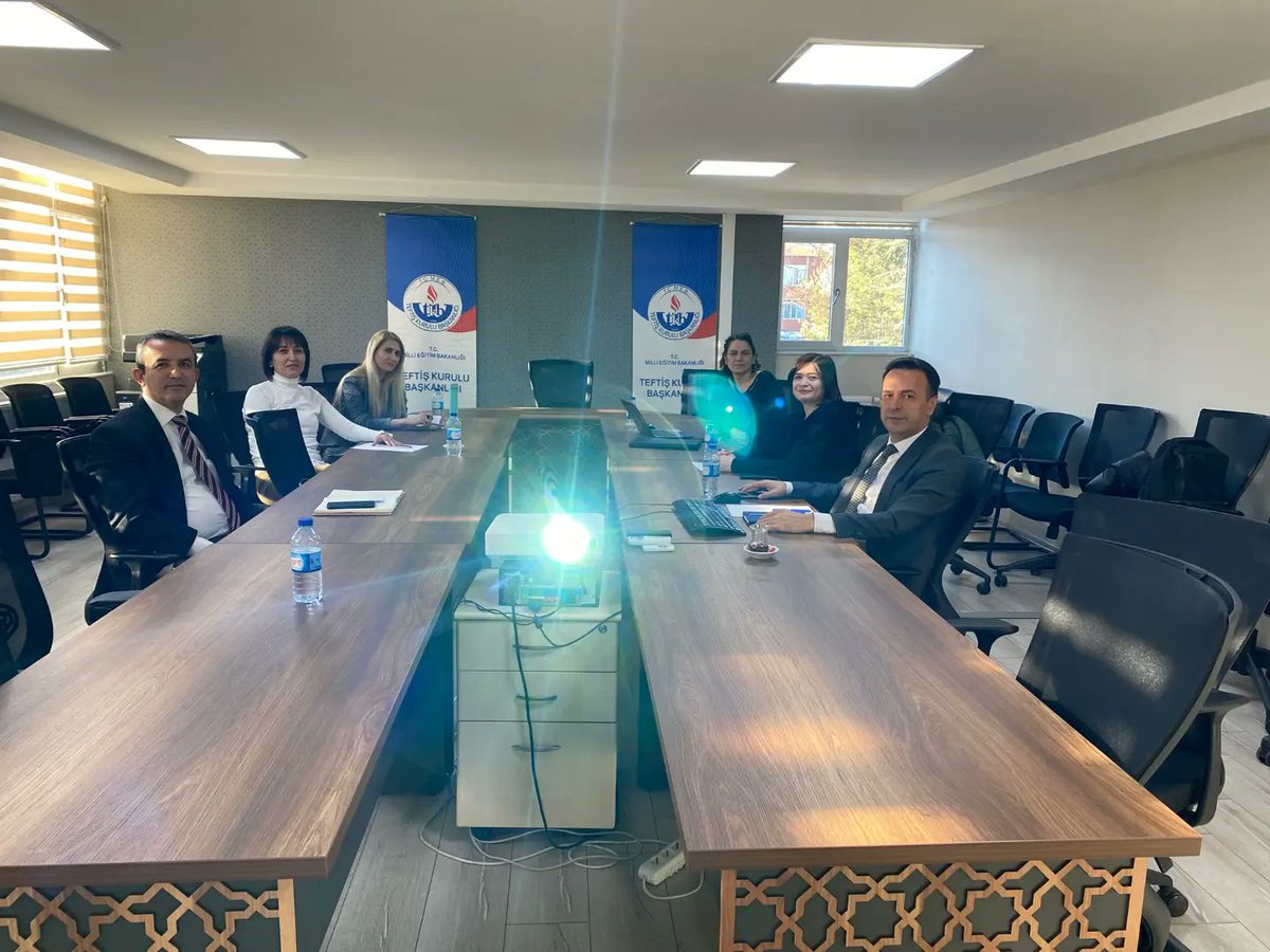 digiessa4schoos's tweet photo. Erasmus+ KA220 Digi Essa 4 Schools projemizin Türkiye'de gerçekleştirilecek açılış toplantısının planlamaları bugün 
MEB Teftiş Kurulu Başkanlığı Müfettişleri, MEB Eğitim uzmanları ve Ankara İl Millî Eğitim Müdürlüğü proje uzmanlarımızın katılımıyla gerçekleştirildi. https://t.co/JwFZ3MtlK3