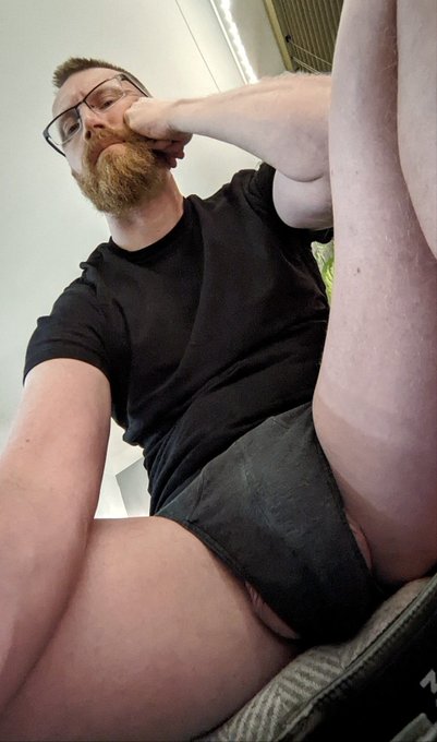 One day someone's going to invent underwear that contains it all 😮&zwj;💨 https://t.co/4FVATZ9FCj