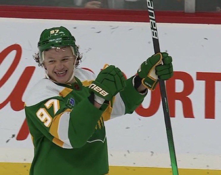 Connor_779's tweet photo. should the Minnesota Wild switch to these colors permanently? https://t.co/VgbsbDQ9T1