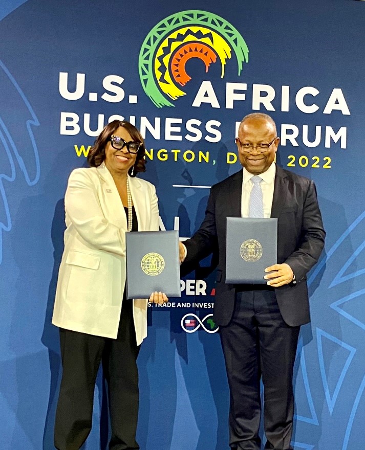 EXIMChair's tweet photo. Thanks @dailymaverick for highlighting the $1.3B in MOUs EXIM signed in the #USAfricaBizDealroom.
These agreements are historic & will facilitate trade & investment between the US & Africa–one of @POTUS' foreign policy objectives! #USABF
https://t.co/8oUAZnIXeV https://t.co/iWF3Afx5eG