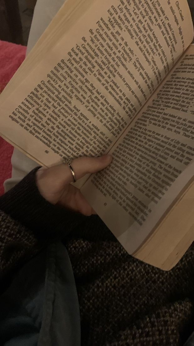 svaweedbrain's tweet photo. ◟˚ .  ⁺ books i've read in 2023  ݁  ˖ ࣪ .
  thread in continuo aggiornamento https://t.co/y5kV8d1NF8