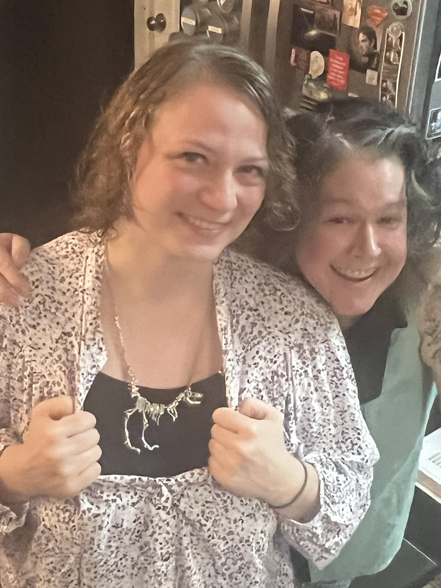 Attention KOT:A toast to Thorpe, in anticipation of seeing all the wonderful ways to celebrate The Film. <a href="/LyndsayFaye/">Lyndsay Faye</a> <a href="/stuffasdreams/">Dr. Maria</a> #bsiweekend #KOT