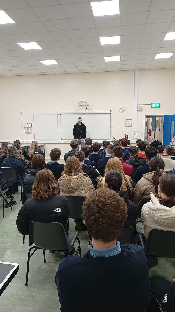 CompSport's tweet photo. Huge thanks to former student Simon Breslin who gave a brilliant talk to our senior cycle students today on his journey into F2. A fascinating story which the students took so much from. https://t.co/dQJFwWuwAF