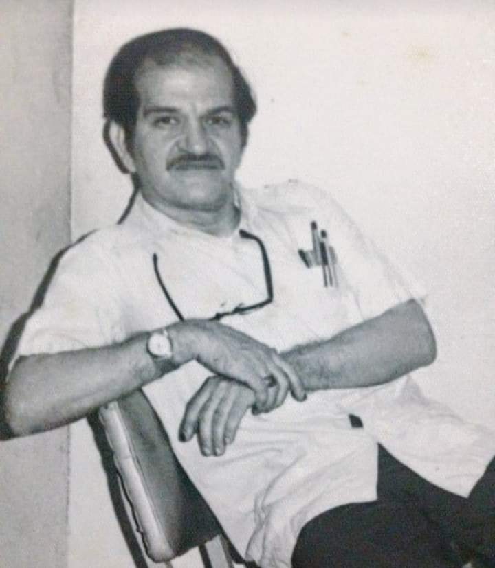 Azul2Joe's tweet image. Papá, aún después de 13 años cuanta falta me haces... quisiera haberte tenido más tiempo para cuidarte como cuido de mamá 😔🥺💚🙏🏻