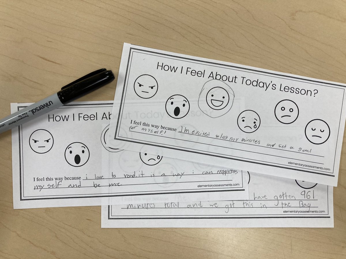 FCPS_NMESMedia's tweet photo. Our students are fired up for the #WinterRead2023 challenge from @zoobeanreads! Theyโre caught reading at recess & lunch! Plus, check out their feelings about the contest! Reading gives us #AllTheFeels @fcpsmedia @FCPSNewMarketES https://t.co/2iIpB0sECJ