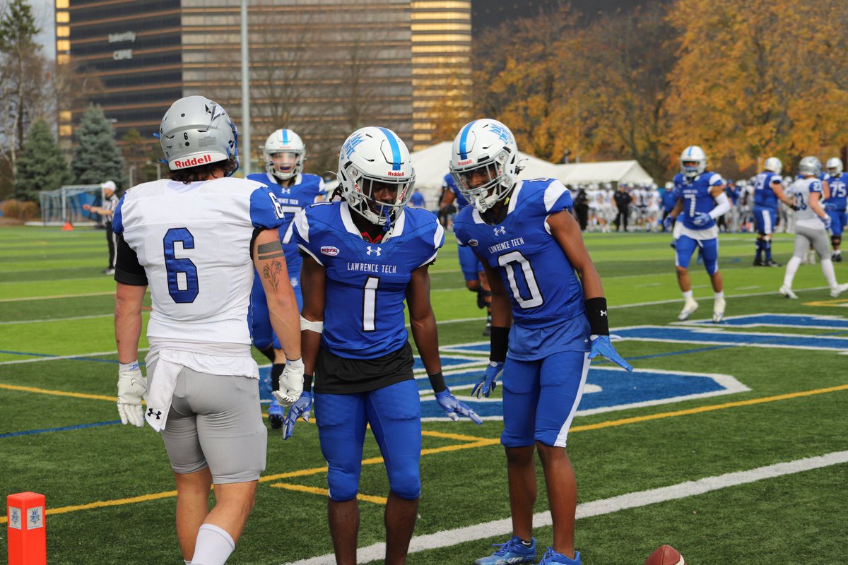 Lance Glover Jr (@lglover26) on Twitter photo Blessed to receive an offer from Lawrence Tech University! Thank You <a href="/Coach_Horvath54/">Iggy Horvath</a> <a href="/LTU_FB/">LTU Football</a> 🔵⚪️ Blessed to receive an offer from Lawrence Tech University! Thank You <a href="/Coach_Horvath54/">Iggy Horvath</a> <a href="/LTU_FB/">LTU Football</a> 🔵⚪️