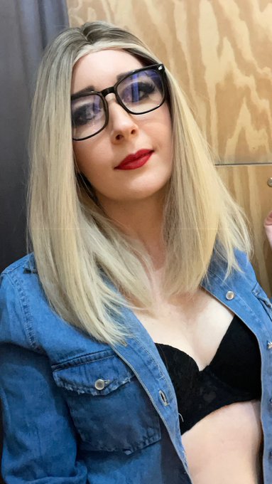 Good evening 😘 https://t.co/gS1XnN4bgn<a href="/tag/mvsales"class="tags"><span>#mvsales</span></a>