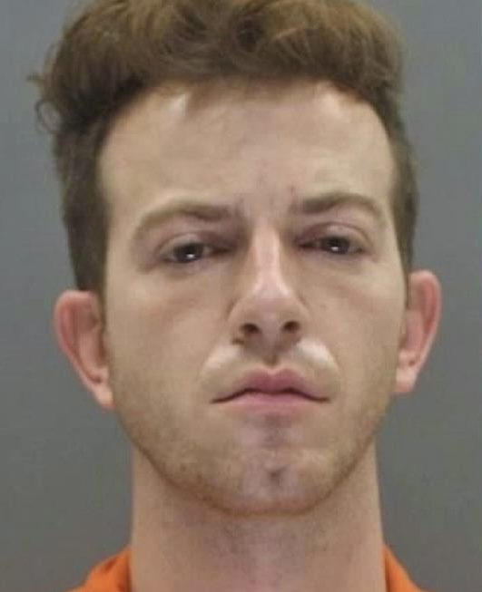 darafaye's tweet photo. NJ Youth Pastor, Sean Higgins, has been sentenced for 27 yrs in prison for pretending to be a teenage girl online to receive nude photos from teen boys, then using the photos to blackmail the boys into sending videos of them performing sex acts. 

Another true man of God. 🙄 https://t.co/4dVpXckuWM
