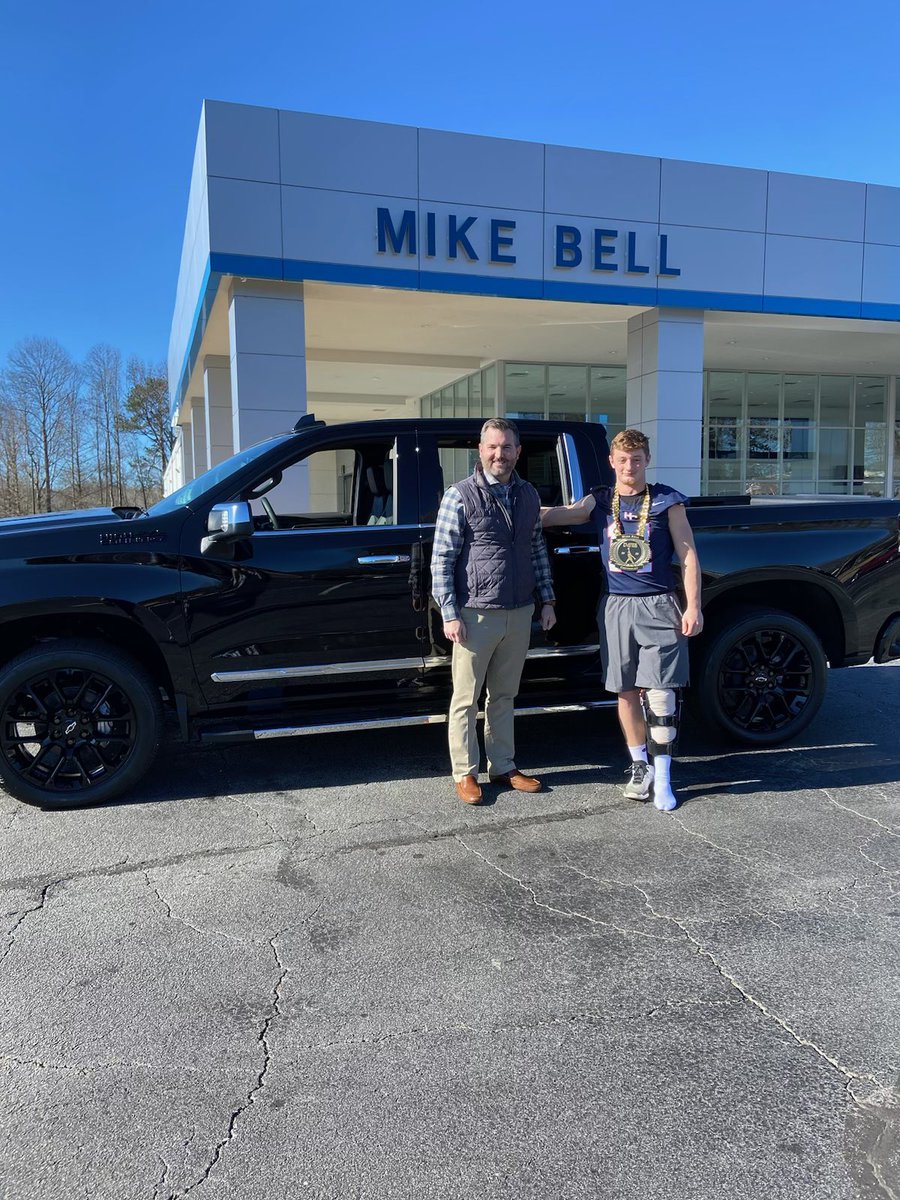 Thank you Mike bell Chevrolet for the POY Award and thank you to everyone who took the time to vote for me. I am completely honored to live and play for a school and community who supports me. <a href="/88Gamecock/">Scott Andrew Peavey</a> @Rebel_Grind <a href="/NwGaFootball/">NwGa Football</a> <a href="/RecruitGeorgia/">Recruit Georgia</a>