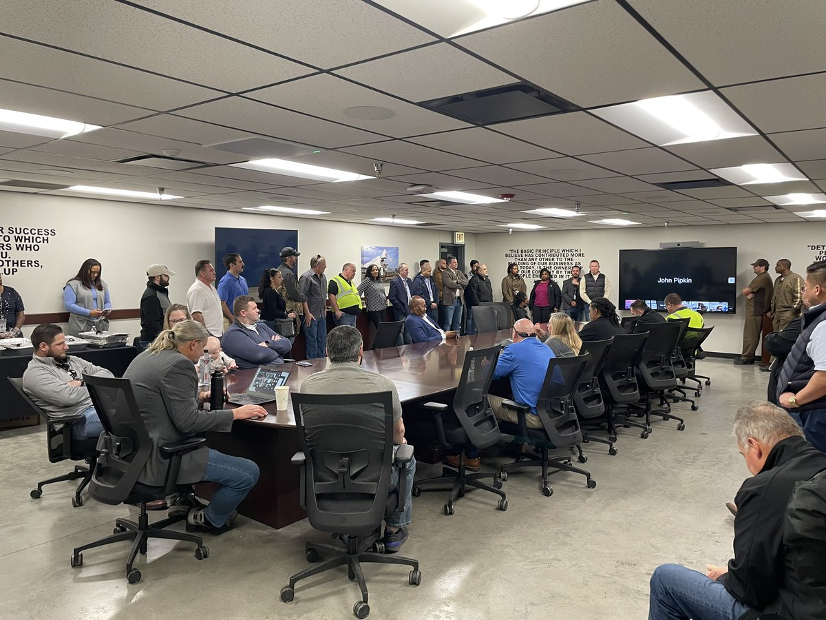 Congratulations to Mike Bednar on his retirement. The legacy you are leaving behind is unstoppable. Thank you for your years of service, friendship and partnership. Best wishes on your next journey. <a href="/UPSBednar/">Ryan Bednar</a>