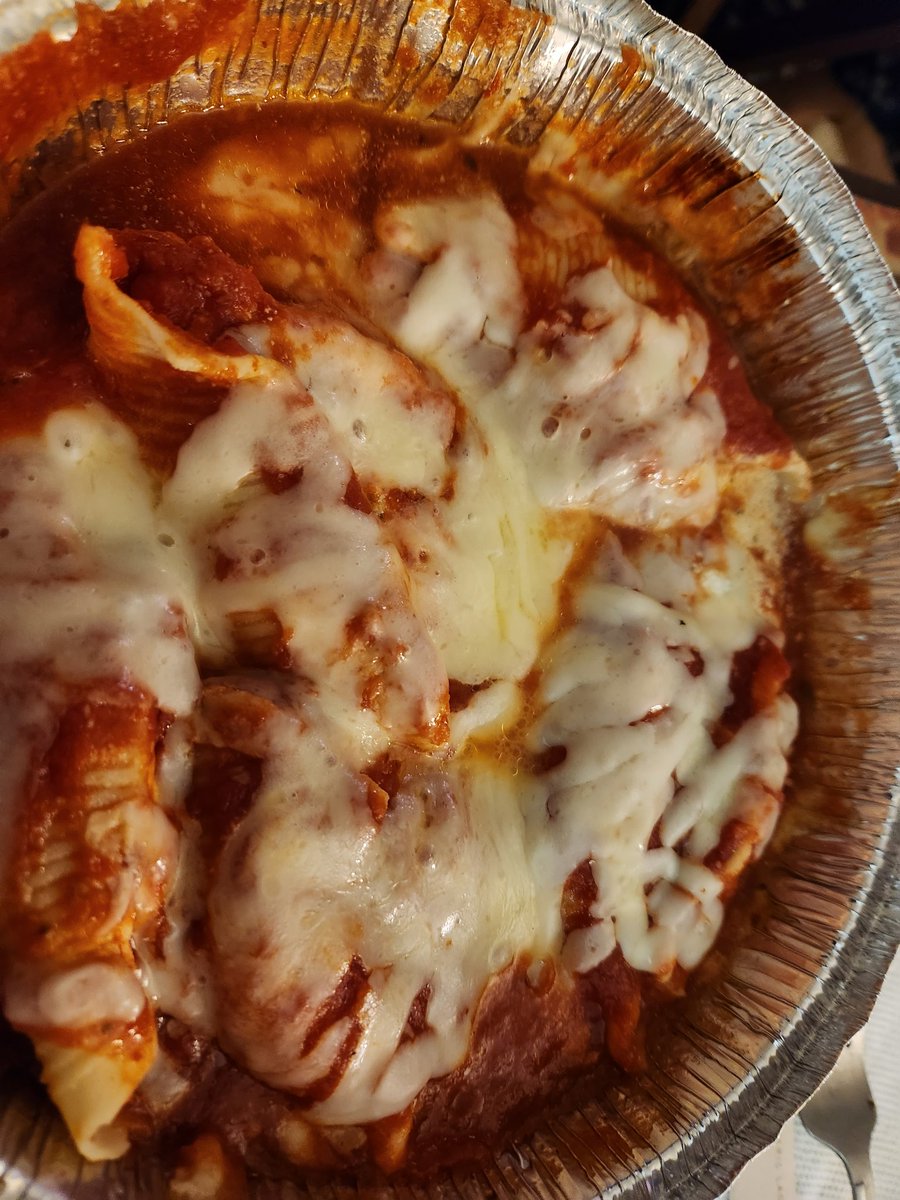 JohnLukeNYC's tweet image. #StuffedShells Yummy 😋 😋😋😋