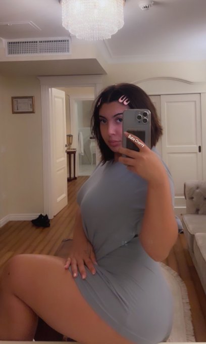 Eu sau IPHONE 14 ? 💓 https://t.co/Fgh1oDEStP