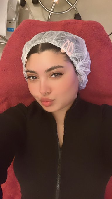 Eu sau IPHONE 14 ? 💓 https://t.co/Fgh1oDEStP