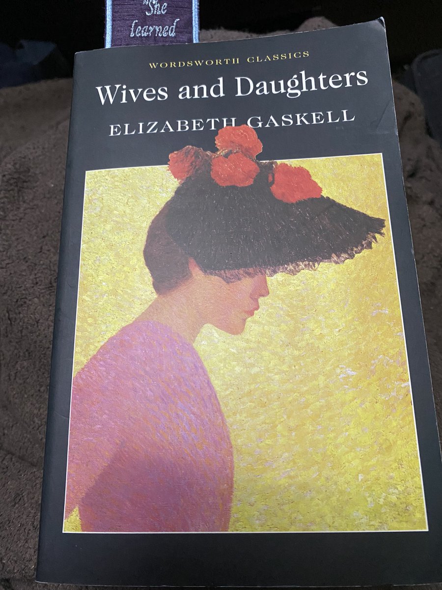 First book of 2023
#ElizabethGaskell #Wivesanddaughters #Classics