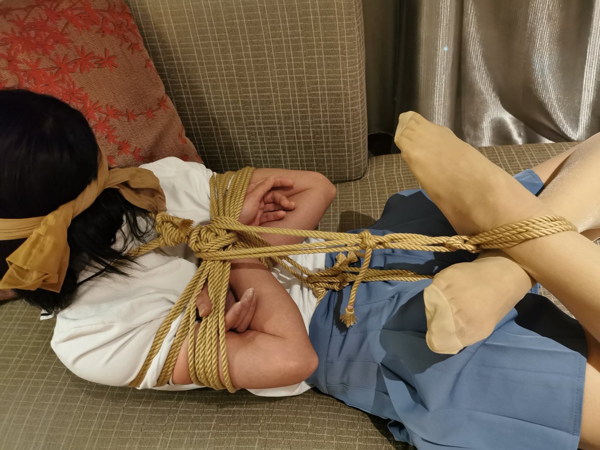 qyy75051132's tweet photo. 我绑的 https://t.co/drIQ7z5Tlh