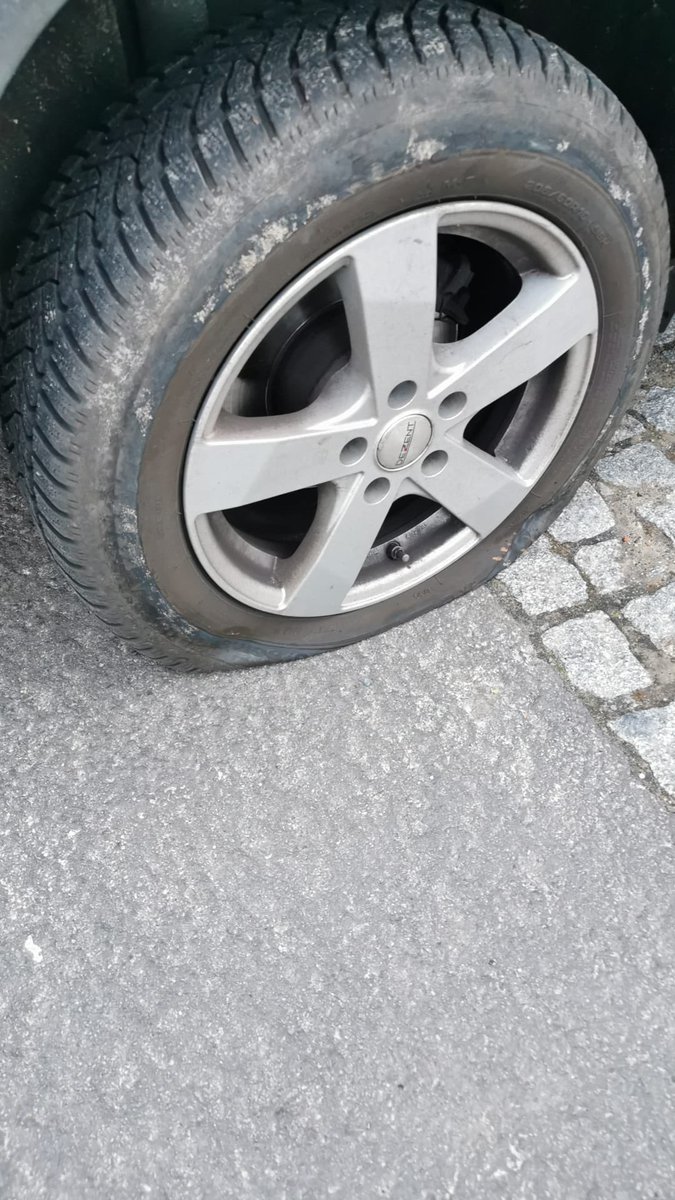 DK44.art tweet media