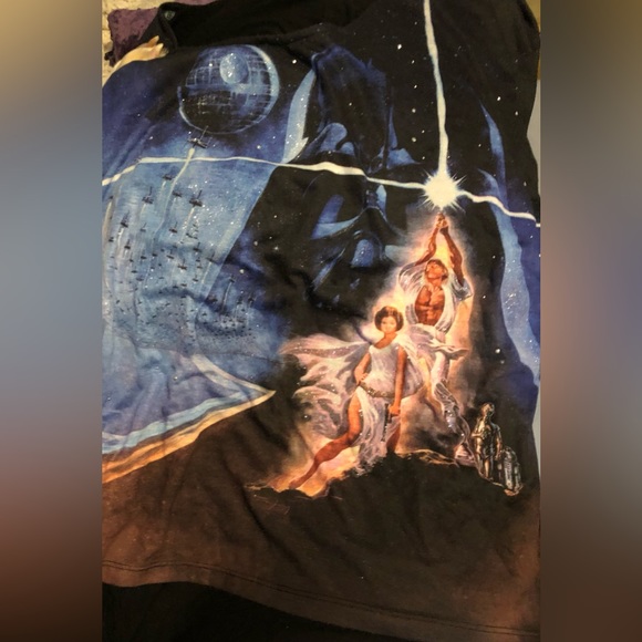 pattycpla's tweet photo. So good I had to share! Check out all the items I'm loving on @Poshmarkapp #poshmark #fashion #style #shopmycloset #zyia #harvebenard #starwars: https://t.co/nqBzNASaxf https://t.co/fnoH8gdbu6
