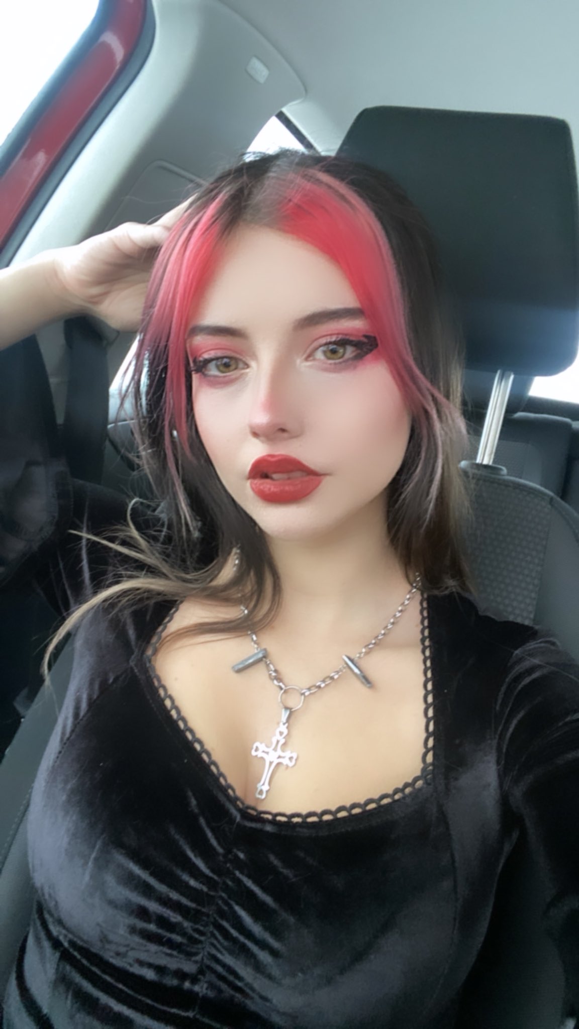 TW Pornstars - Julia Burch. Twitter. ️. 10:33 PM - 5 Jan 2023