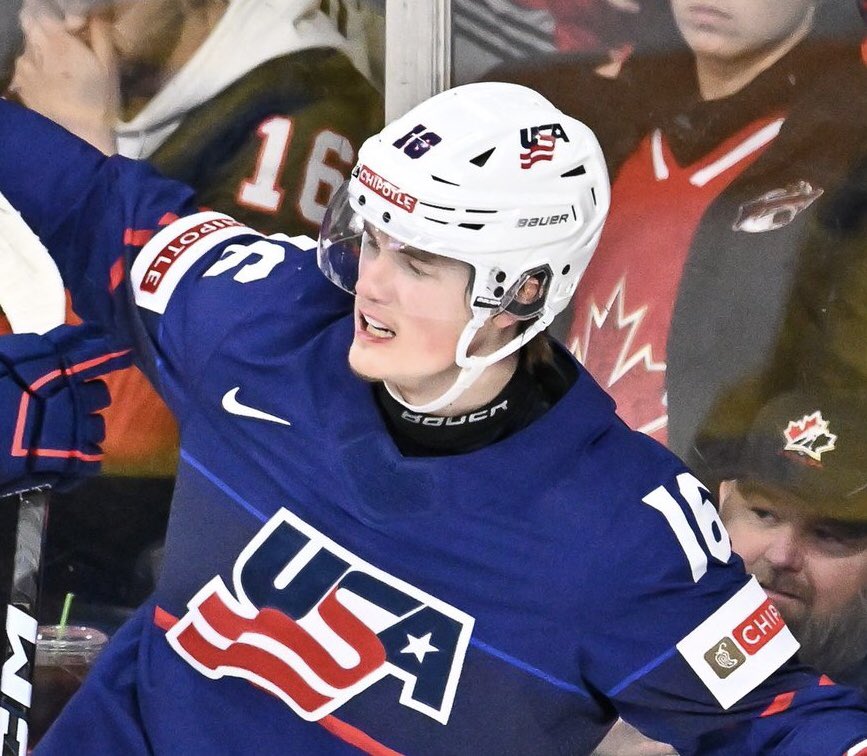 4ulocal_allen's tweet photo. @usahockey scores a bronze in Canada. Team sponsor @ChipotleTweets reaches a wide Canadian market, however Chipotle is only found in ON and BC. Host #NovaScotia is hungry. #WorldJuniors https://t.co/WuSqwuRyIj
