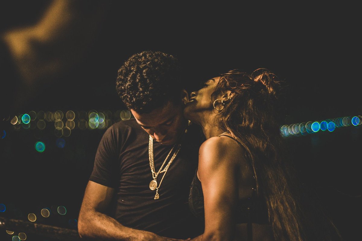 dandara_mariana's tweet photo. Vocês sabiam que eu já protagonizei um clipe com o @L7nnon1994? 💥🥷🏽🥵❤️🔥
Acabei de postar um #tbt de #DaBoca na rede ao lado! Vem comentar o que você achou do vídeo: https://t.co/ycrHJI58zh https://t.co/tOboBEmxix