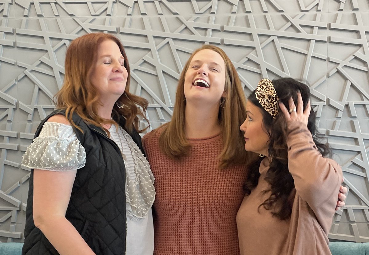 mendyhayes's tweet photo. Relationships matter! @MrsVanderford and I met @dana_andregg teaching summer school. You know when you find true friendships! We planned a 5k to run, joined weight watchers and planned summer school for next year! 😜🤣💯#fisdmadetoshine  @Kelli_Morse12 @kuykendallk_AP https://t.co/OGw3mcyHR4