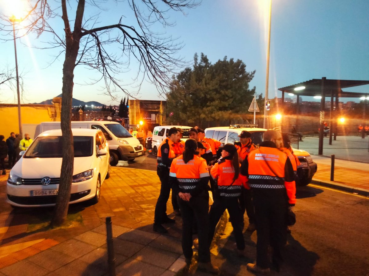 BarakaldoPcivil's tweet image. Cabalgata tranquila para @BarakaldoPcivil y #PoliciaLocal
En #Barakaldo
1 atención sanitaria.
#Cabalgata2023
#ReyesMagos
#CabalgataSegura
#Prevencion
#Trafico
#ProteccionCivil