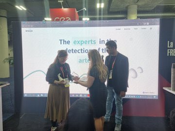 RT <a href="/kalydeoo/">Eric Gaubert</a>: Arterya received the Deep Tech Award by @BF_TechServices 😍

<a href="/3DEXPERIENCELab/">3DEXPERIENCELab</a> is keen to work with them in a couple months

#CES3DxLab #CES2023 
<a href="/3DSfrance/">Dassault Systèmes FR</a> <a href="/Fred3ds/">Fred Vacher 💡🌎</a> <a href="/CurieuxExplorer/">Dev Khanna</a> <a href="/ipfconline1/">ipfconline</a>  <a href="/jblefevre60/">Jean-Baptiste Lefevre</a> <a href="/Nicochan33/">Nicolas Babin</a> <a href="/Xbond49/">Xavier Gomez</a> <a href="/mvollm/">Mary Voll Miller</a>…