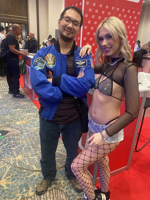 Drunk NASA Guy with @skypierce_ https://t.co/yXWSYRj1Zc<a class="tags" href="/tag/skypierce_">@skypierce_</a>