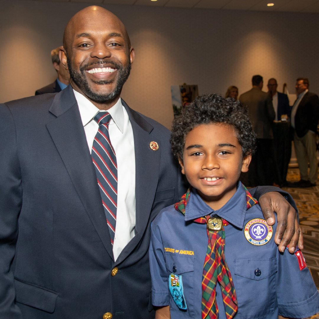 In scouts, improvement and recognition are important! Share a photo of your scout receiving an award and tag us in your photos for a chance to be featured. 🏅 #ICanDoThat