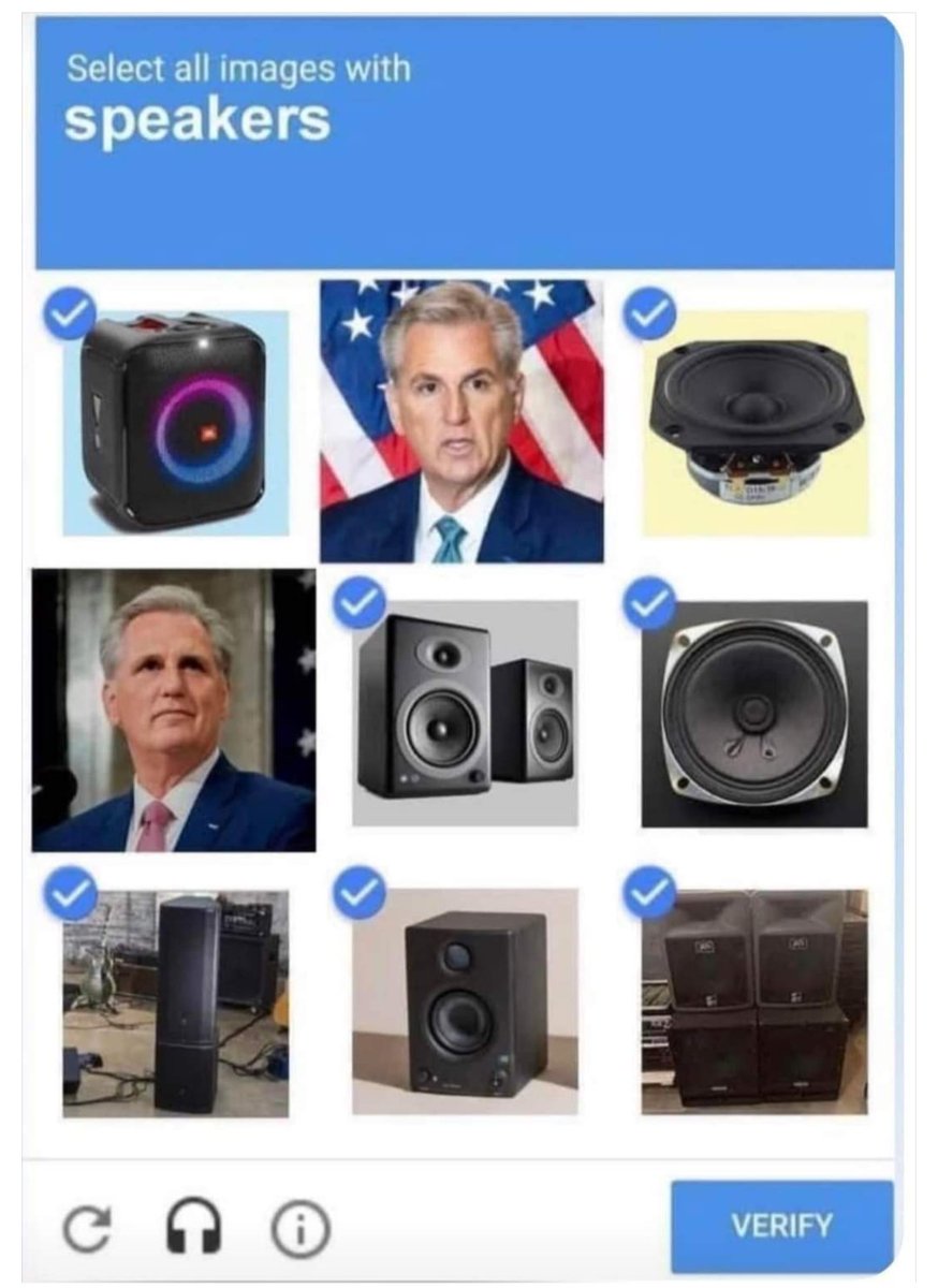 Sony12Play's tweet image. I&apos;m done!! 🤣🤣🤣
#KevinMcCarthyIsALoser #KevinMcCarthyIsAClown 
#KevinMcCarthy 
#Speakerofthehouse