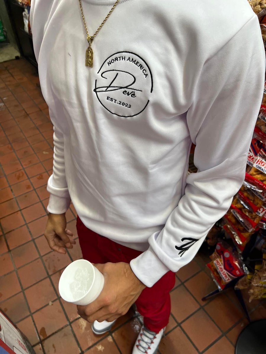 TabariousEvans's tweet photo. Signature sweater got to be our top selling product this month!! Available in colors: Red, Black, White. Get to https://t.co/8IApsXf9xX a !! Affordable, unique, luxury sewed sweaters online
Sizes available: S-L
#ByWilliWill #shopsmall #explorepage #designers https://t.co/R3IEKSw2XG