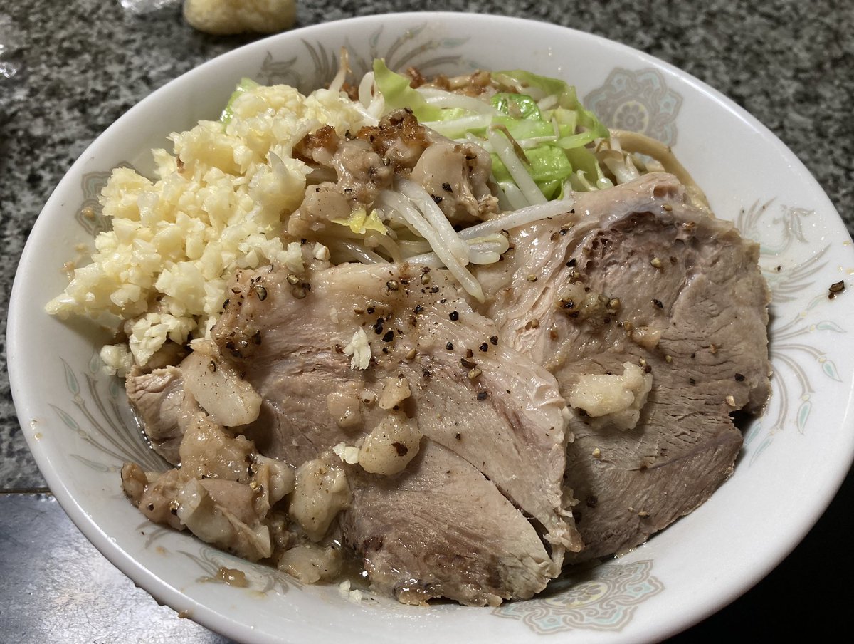 しんご tweet media