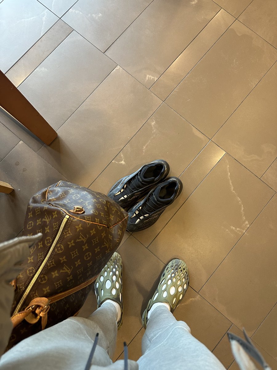 ife🚷 tweet media