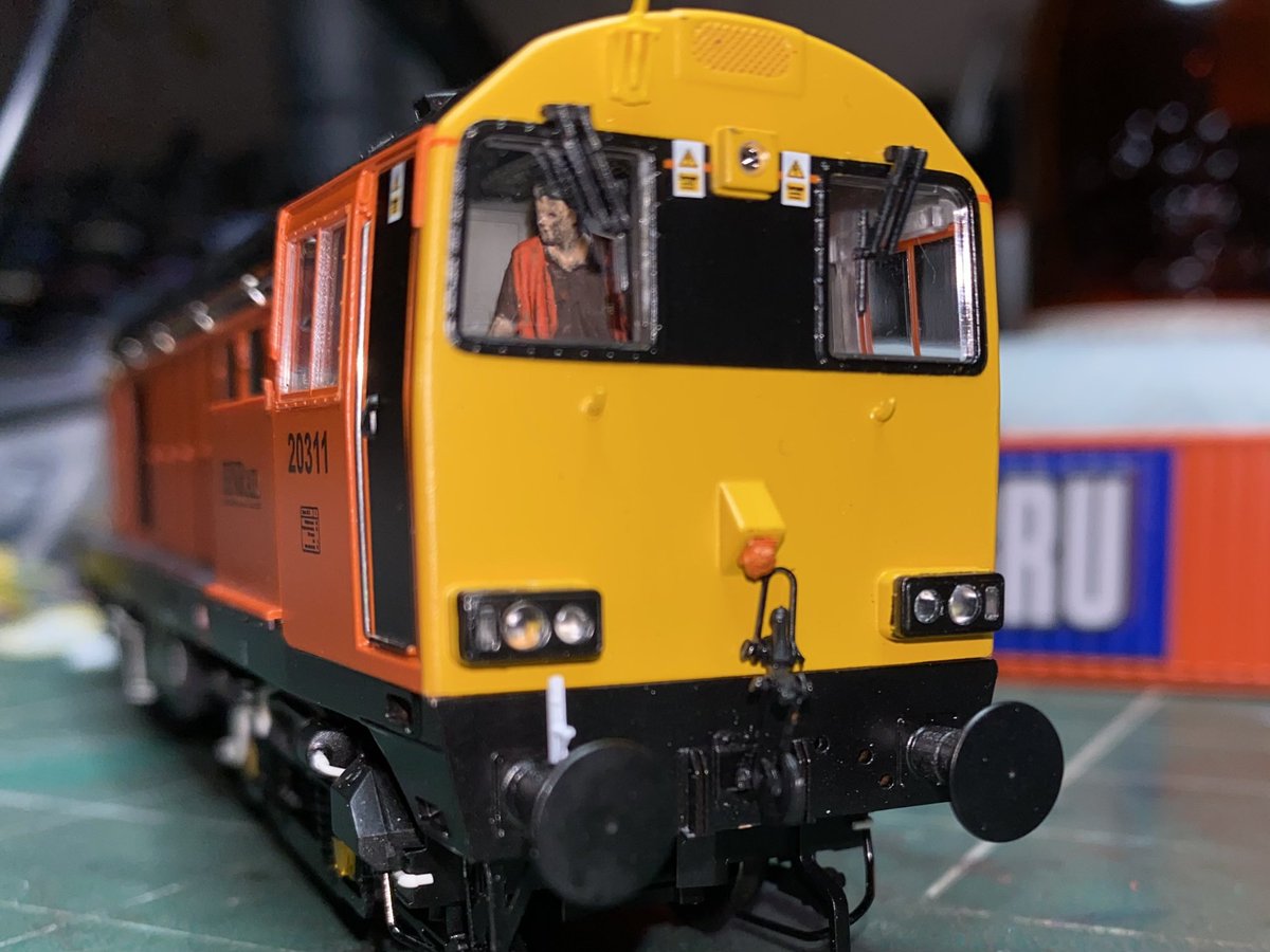 Big_Controller's tweet image. Tonight #OMWB 20311 speaker upgrade and crew #speedmodelling #TMRGUK