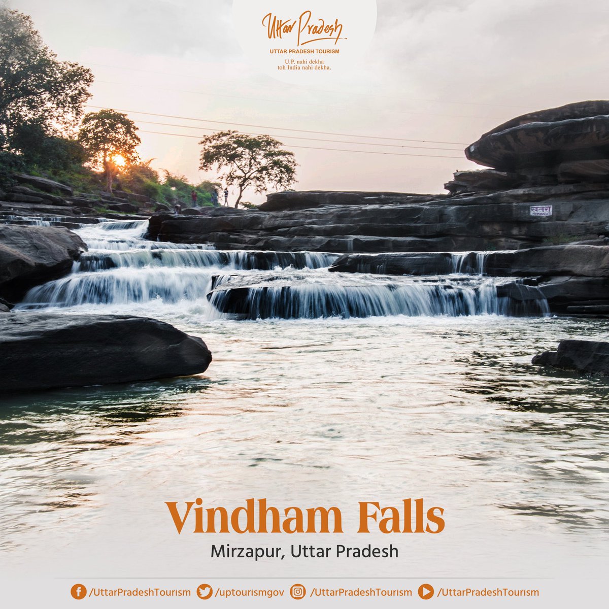 uptourismgov's tweet photo. #Mirzapur is filled with a plethora of beautiful destinations. One such beauty is the #VindhamFalls. The #waterfall has a low level, which gives it a different look and makes it different from other waterfalls. You can travel up there by #hiking.
#WaterfallsInUP #TourismInUP https://t.co/7VQAY6azNz