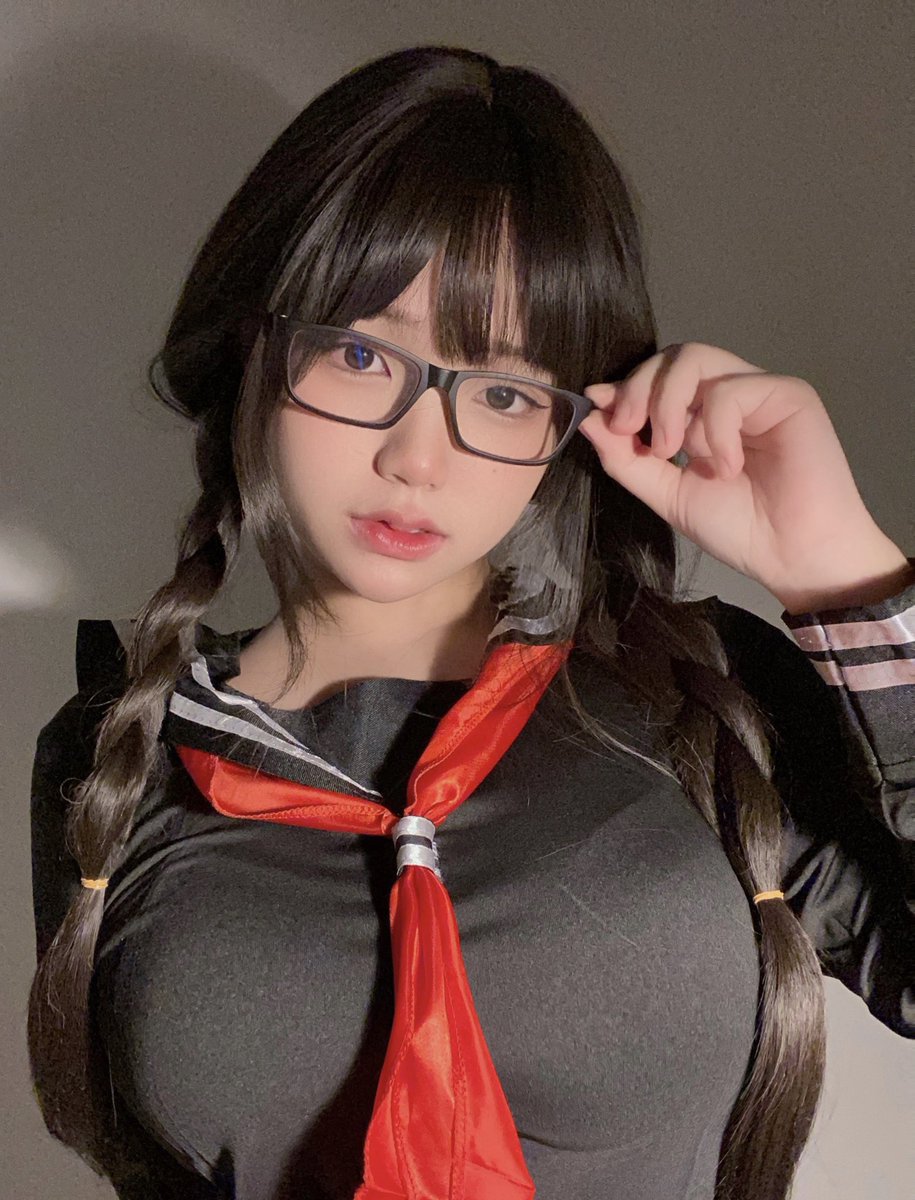 OikeRami's tweet photo. セーラー服女子が好きな人はリツイートして？💕 https://t.co/AP2GALxpN5