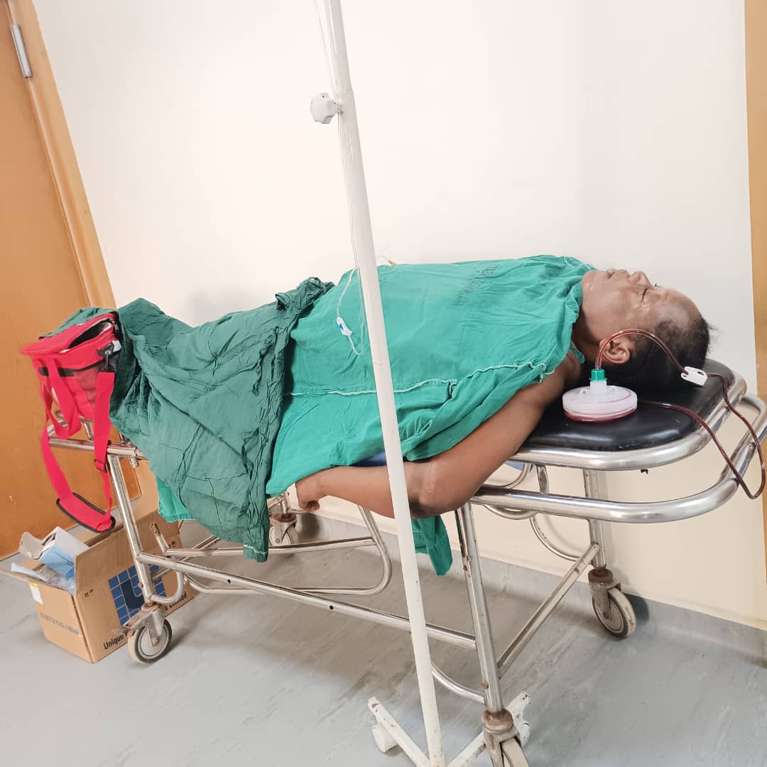 esthernek76's tweet photo. Fam, I finally did d goitre surgery yesterday &amp; it was successful
Pls,I'm begging I nid ur financial support I have other series of test &amp; drugs which is costly &amp; to balance the surgery fee of N200k &amp; 18,500 for admission, 
Here's my acct number Gtb 0013079434. Esther Orhoro. https://t.co/Cc8p4FpCWq