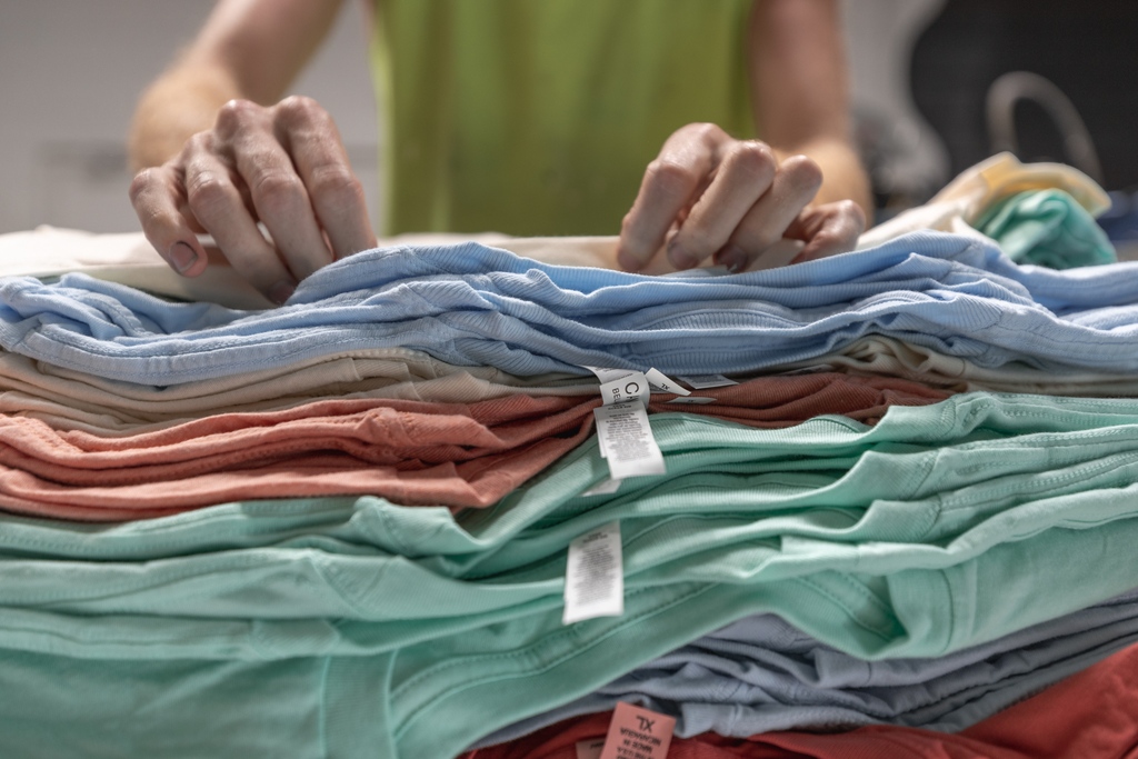morningstartees's tweet photo. Counting up...⁠
.⁠
.⁠
.⁠
.⁠
#screenprinting #printlife #screenprintshop #printedclothing #printedtshirts #graphicdesign #branding #logotype #floridalife #sunshinestate #floridaliving #fl #tampa #southflorida #orlando #visitflorida #fortlauderdale #printthedifference https://t.co/vyQQeYfy9W