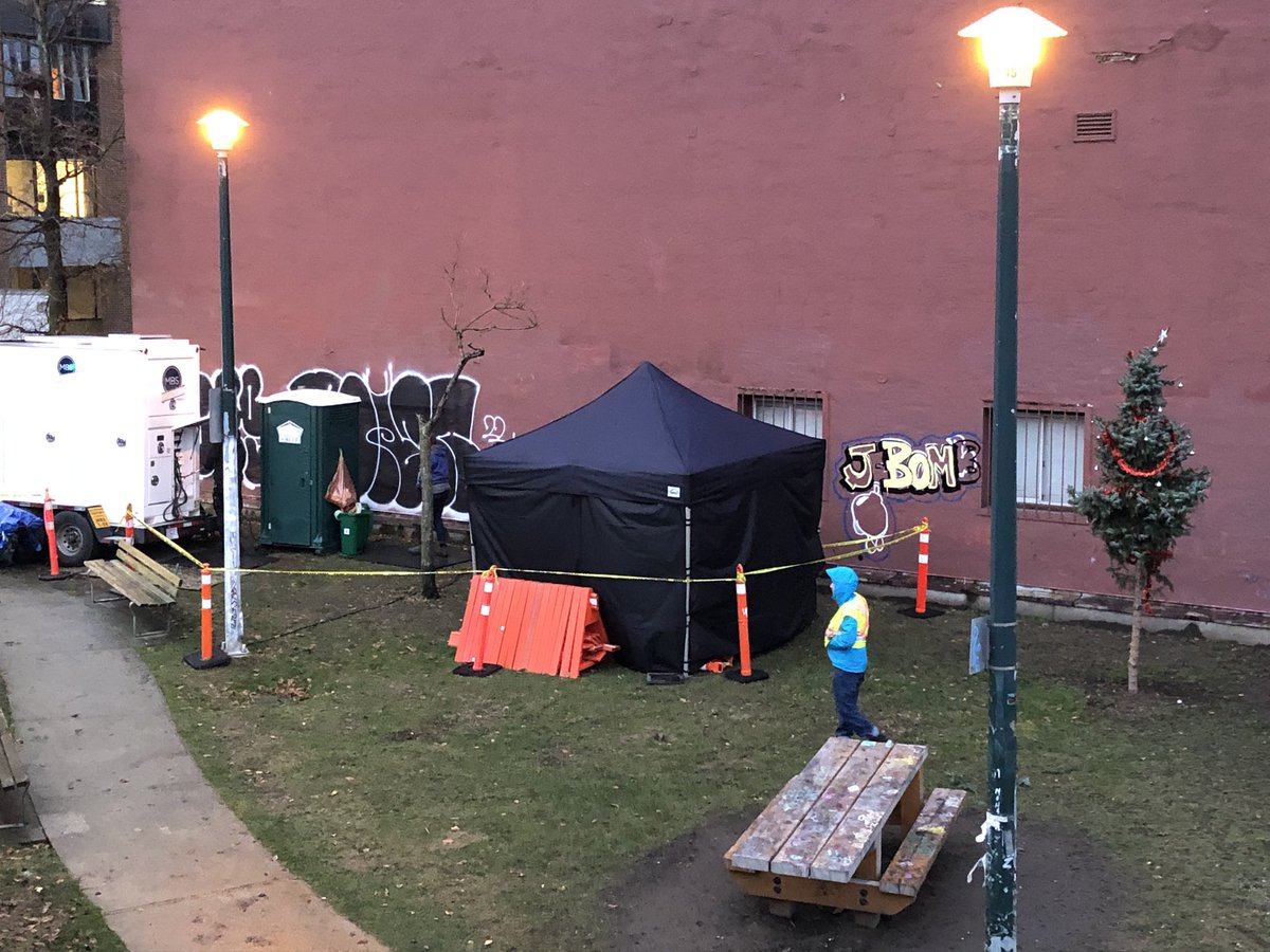 Discarded propane tanks and a #Christmas tree at #CRABPark Nearby, a 🎄 still decorated on a film set #Vancouver