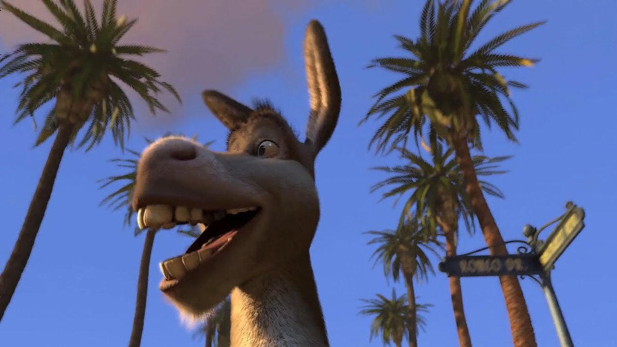 GeekZoneGZ's tweet photo. Y 'SHREK 2'... qué decir. Una de las mejores secuelas de la historia del cine.

Absolutamente perfecta. TODO funciona. TODO el humor y TODA la acción. Se reinventa a cada segundo y rebosa carisma. El clímax es irrepetible, de levantarte y aplaudir.

¿El Gato con Botas? MVP. https://t.co/lxjwNJcsWI