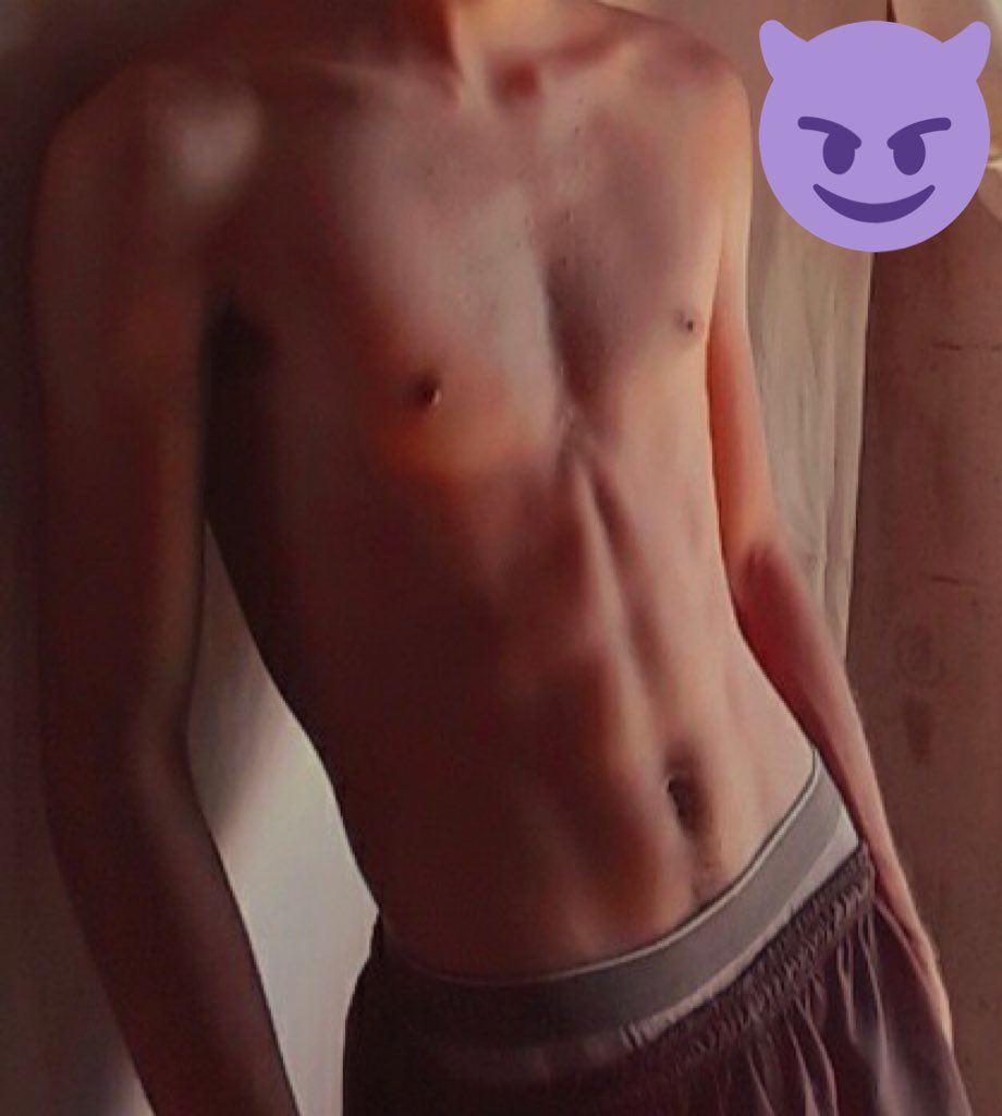 YaphetcithoHot's tweet photo. 🍑🍆¿Les Gustan Los Flakos Belludos?😳🥵Manda DM💦🍆 https://t.co/3BBcowsE4T