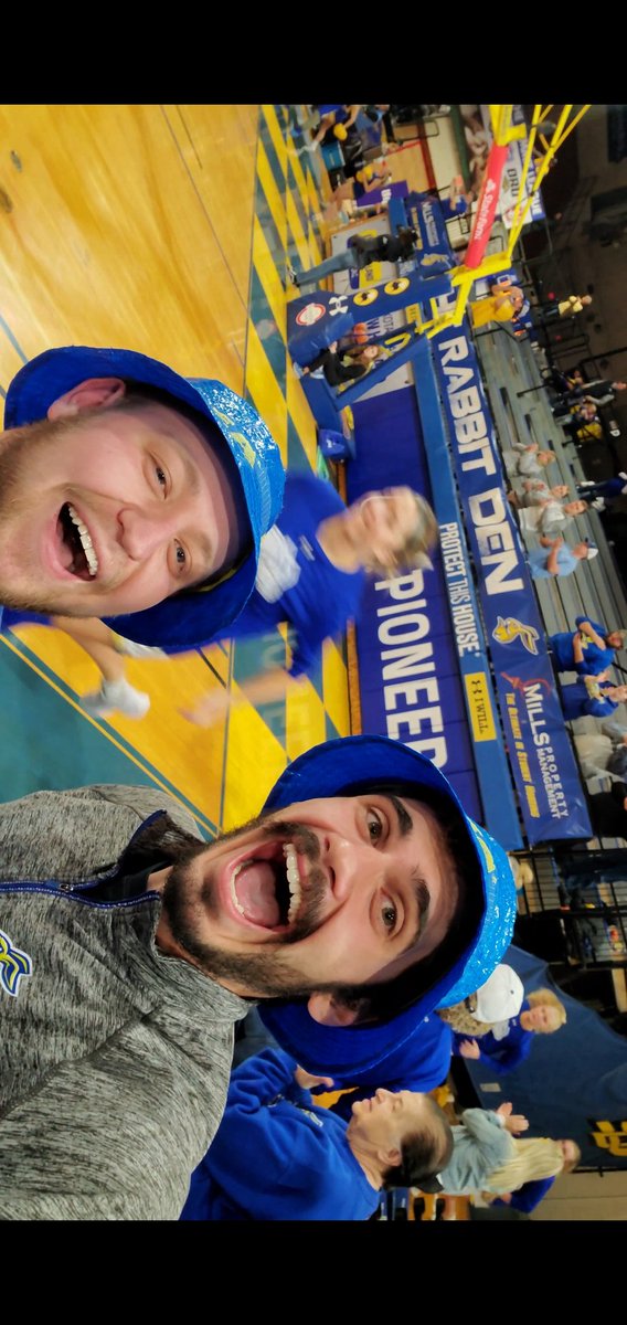 GrantEllis1815's tweet photo. Thanks for the new seats Don! #GoJacks #BoondocksNation @peb0526 #ikeahats https://t.co/nuYUOCYSRc