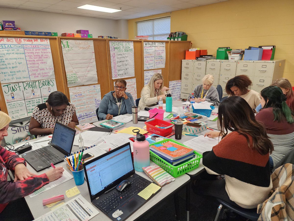Ksmith_05's tweet photo. What a fabulous day at Cabaniss! Teachers stepping up and leading PD for their peers, teachers working with consultants to better their skills, and lots of planning for our kids. Amazing work by our amazing staff! @mansfieldisd https://t.co/PcOQ8C1wrK