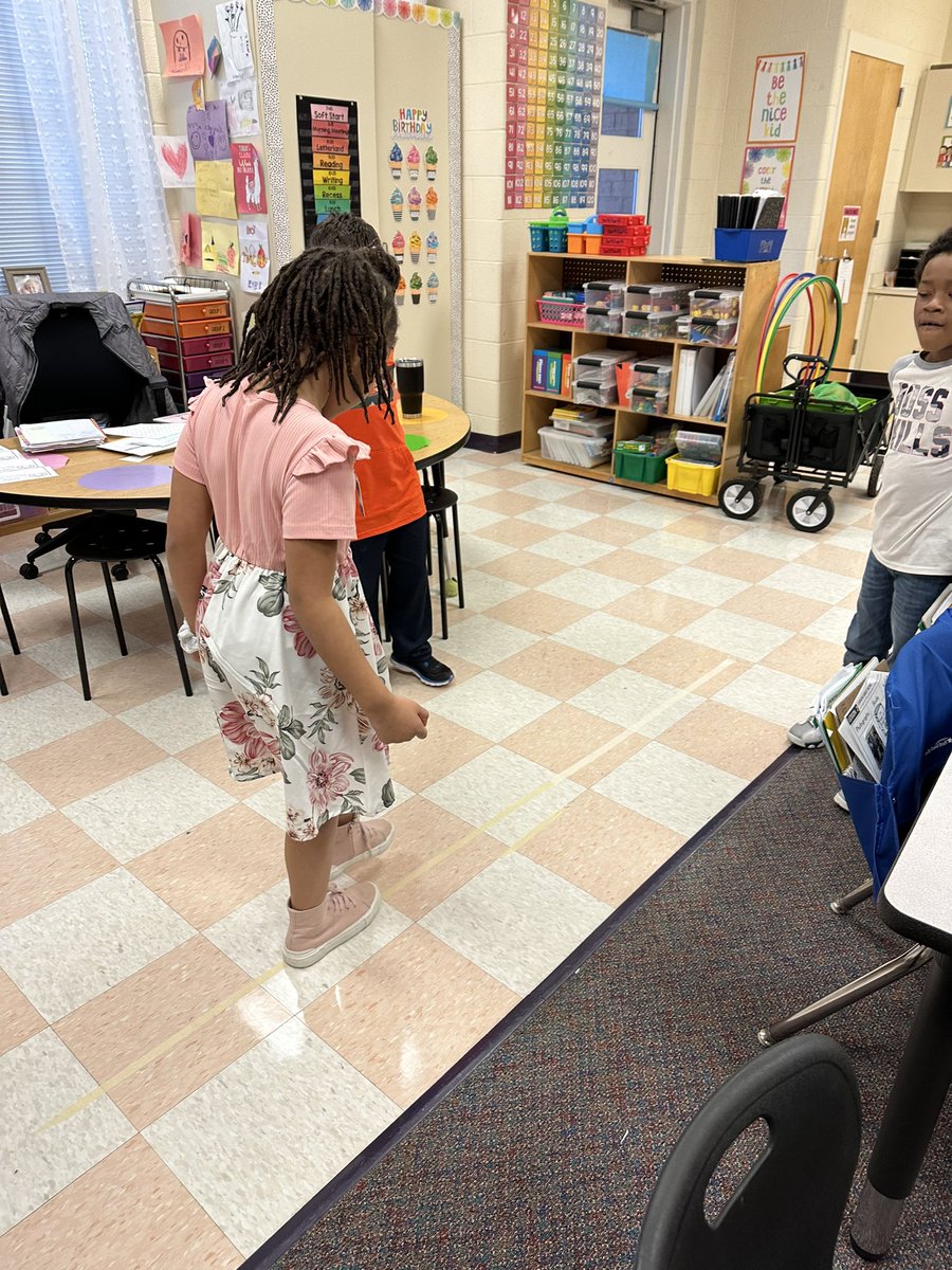 Mrs. Chastain tweet media